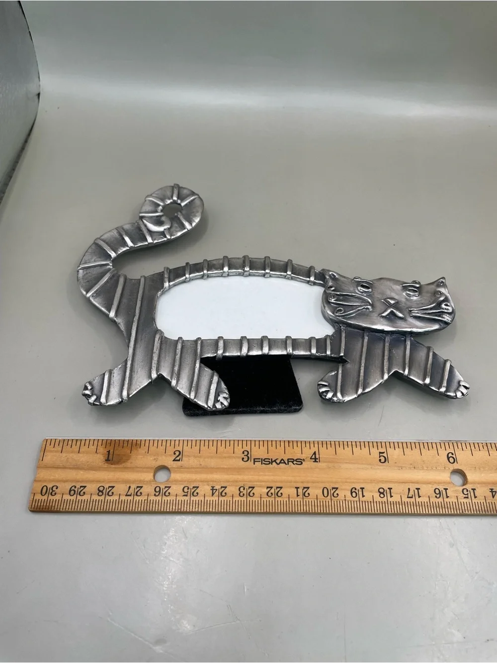Vintage 1997 Metal Pewter Cat Frame By Ashleigh Manor Kitten Taiwan 3x1.5”